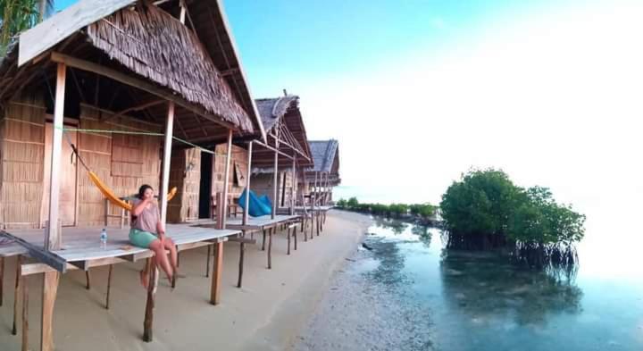 Mawar Homestay Besir Екстер'єр фото